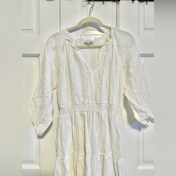 Moon River White Boho Midi Dress Textured Long Sleeve Size Medium - Picture 5 of 10